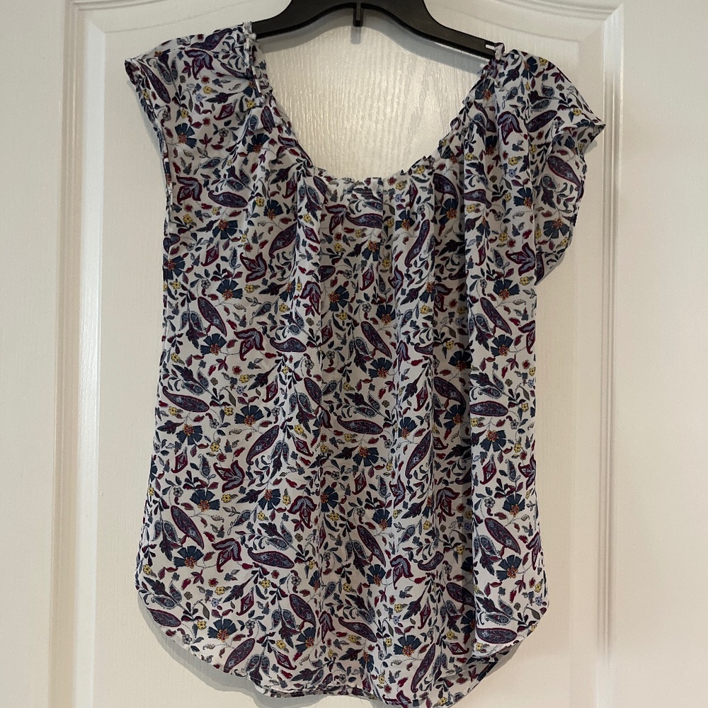 LC Lauren Conrad Sleeveless Top